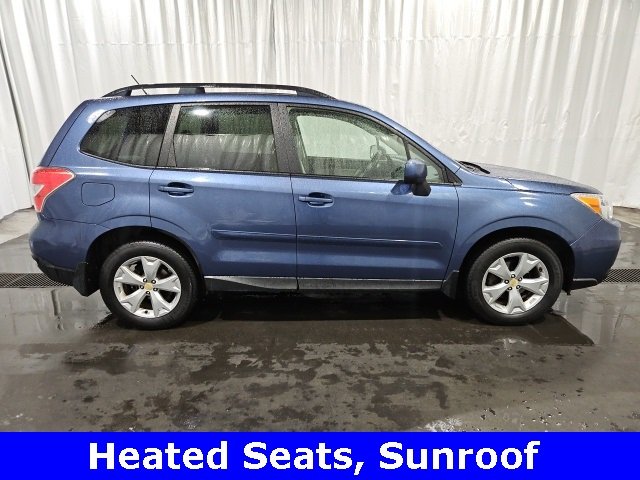Used 2014 Subaru Forester i Premium with VIN JF2SJADC6EH558557 for sale in Grants Pass, OR