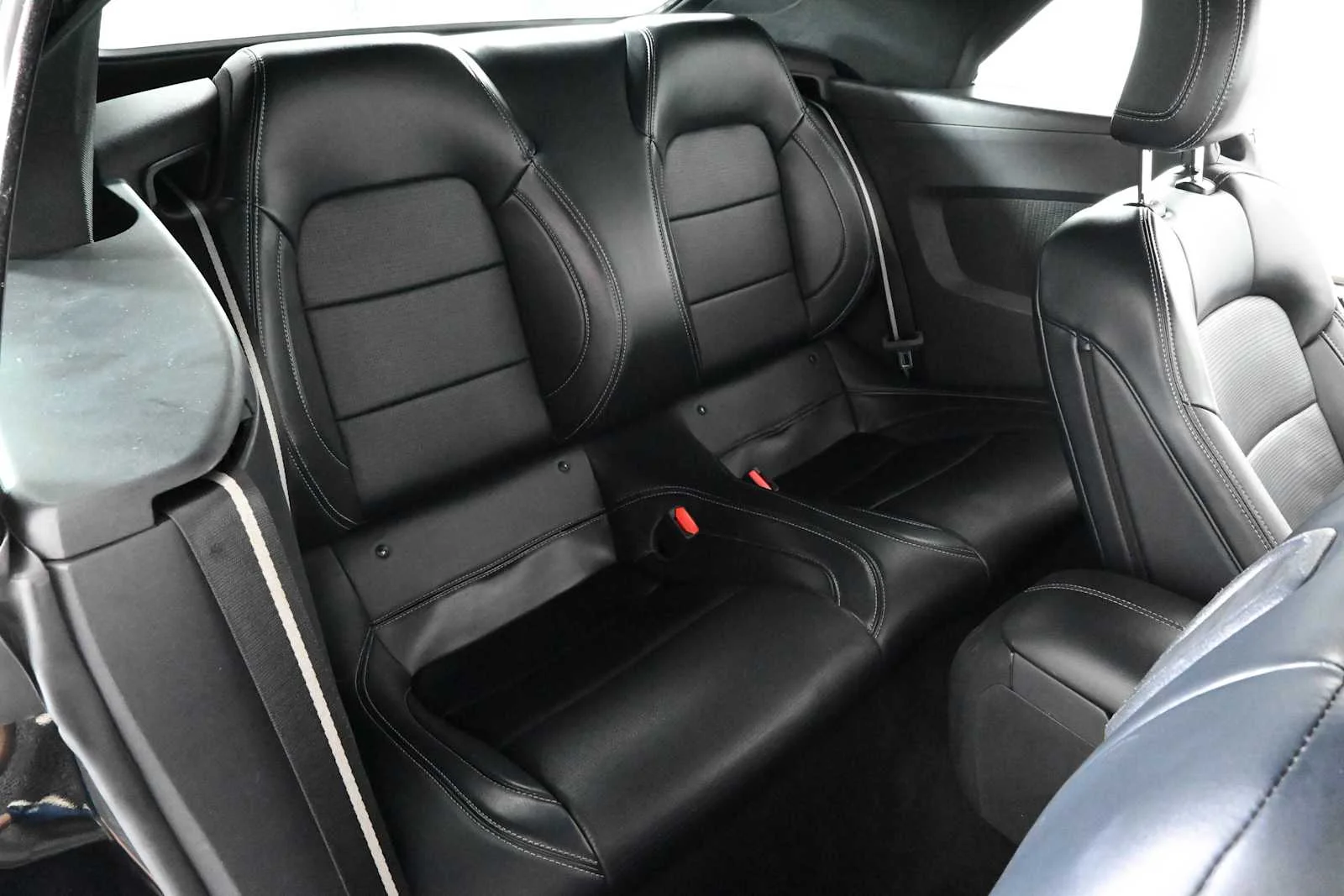 Used 2024 Shadow Black Ford EcoBoost Premium image 17