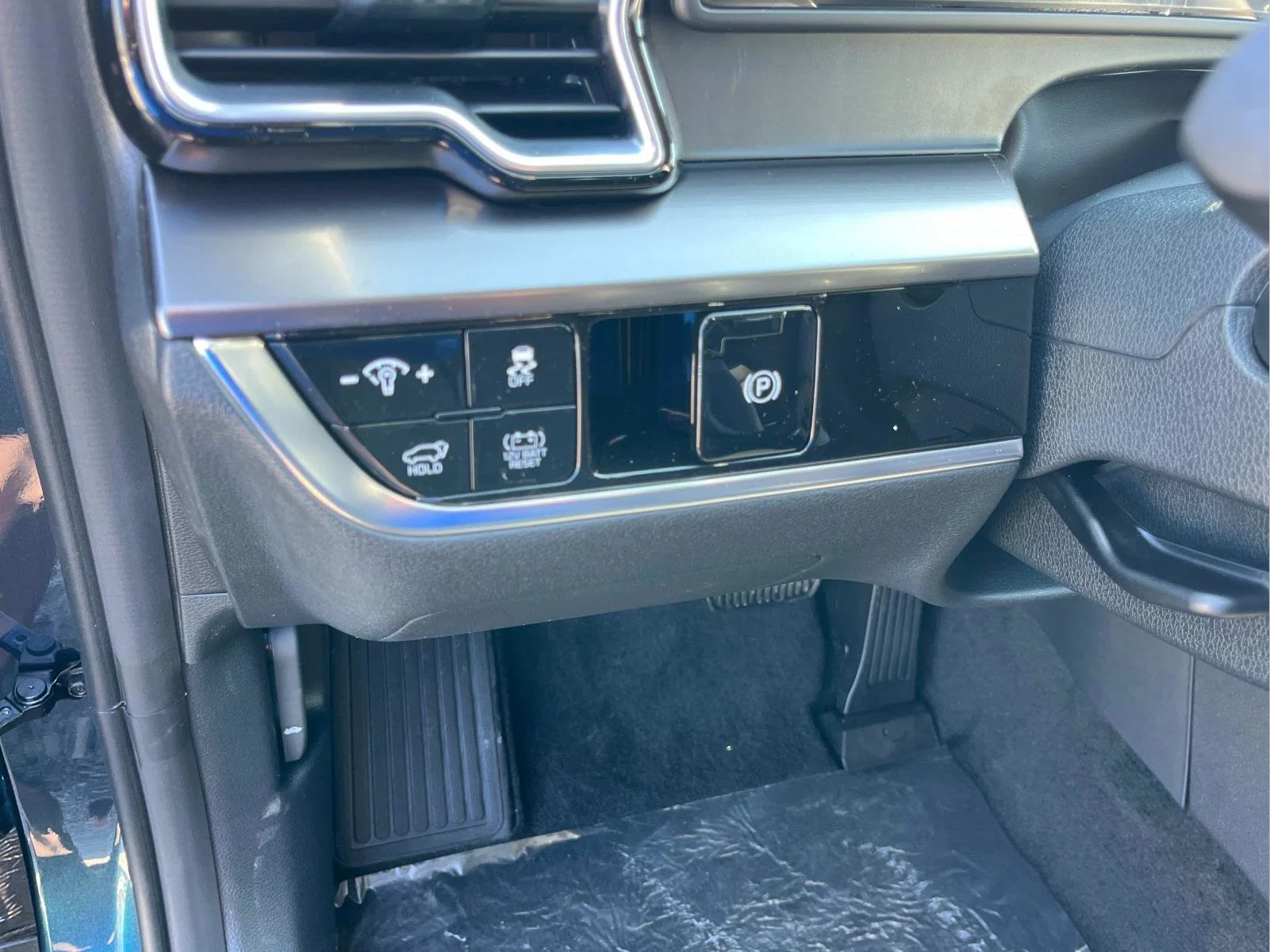 2025 Kia Sportage EX Hybrid - Photo 26