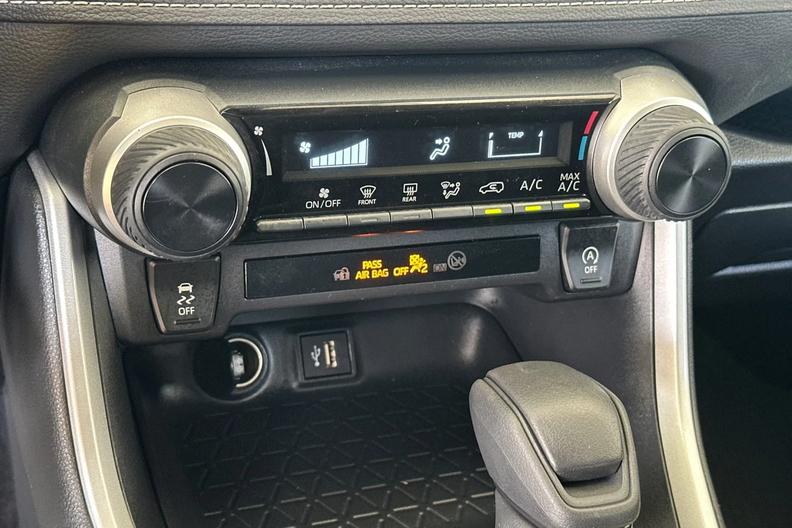 Certified Used 2025 MAGNETIC GRAY Toyota LE image 19