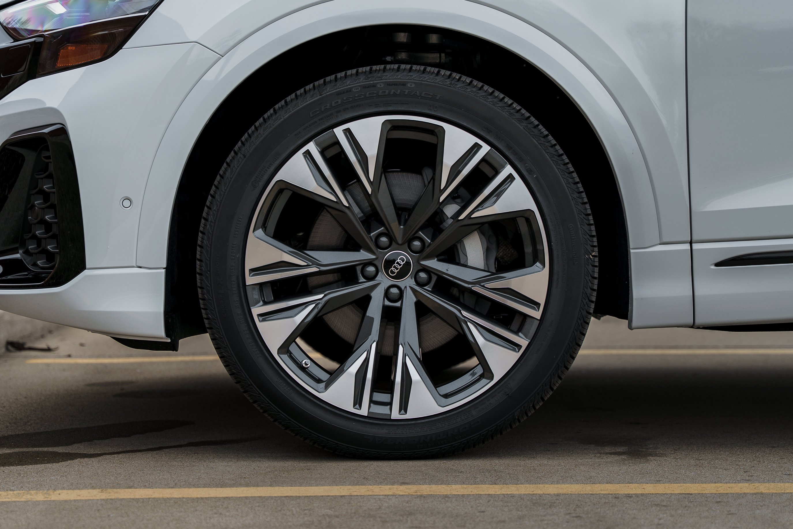 New 2026 Glacier White Metallic Audi Premium Plus image 29