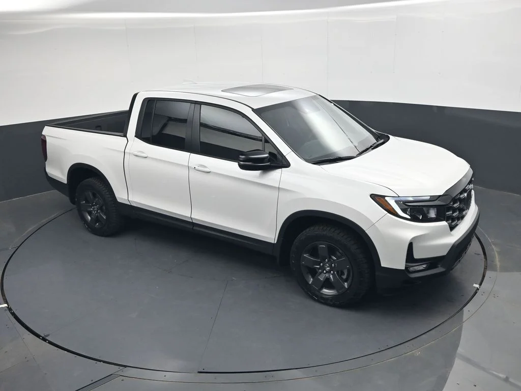 New 2026 Platinum White Pearl Honda TrailSport image 17