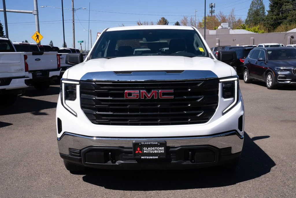 Used 2023 White GMC Pro image 2