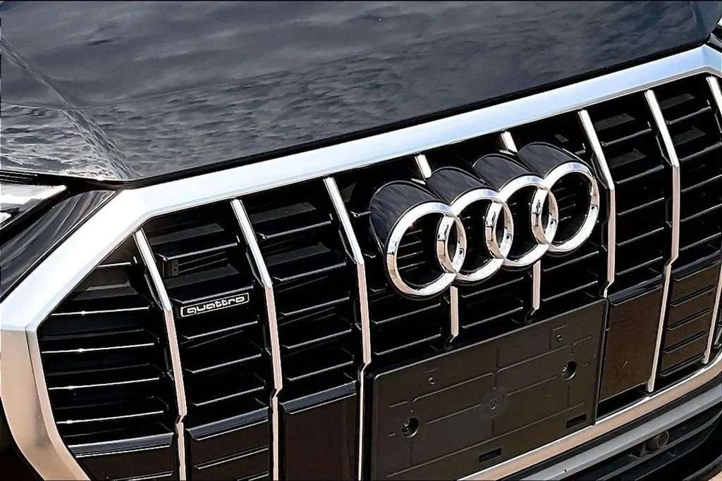 Used 2023 Black Audi Premium image 27