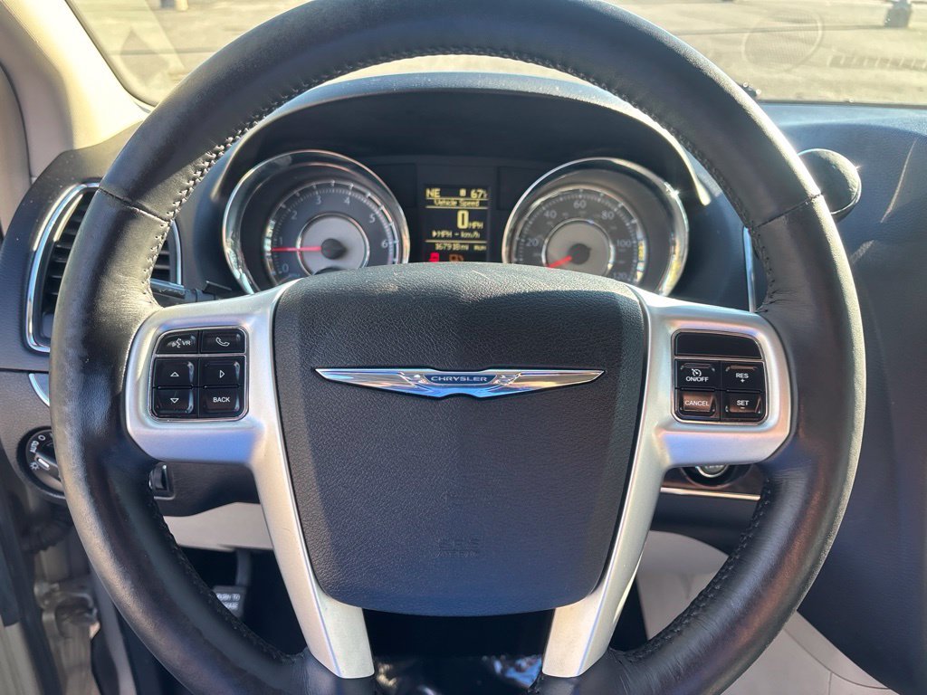Used 2016 Beige Chrysler Touring-L image 12