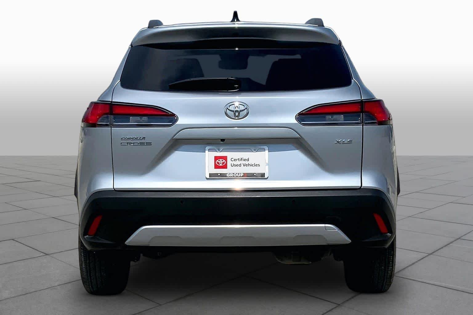 Used 2025 Sonic Silver Toyota XLE image 5