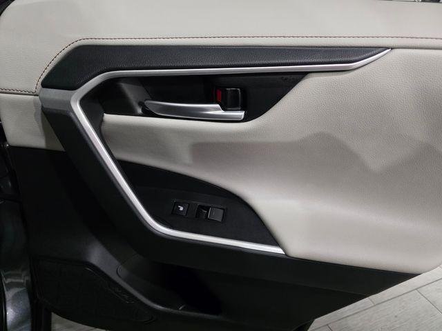Certified Used 2024 MAGNETIC GRAY MET. Toyota  image 12