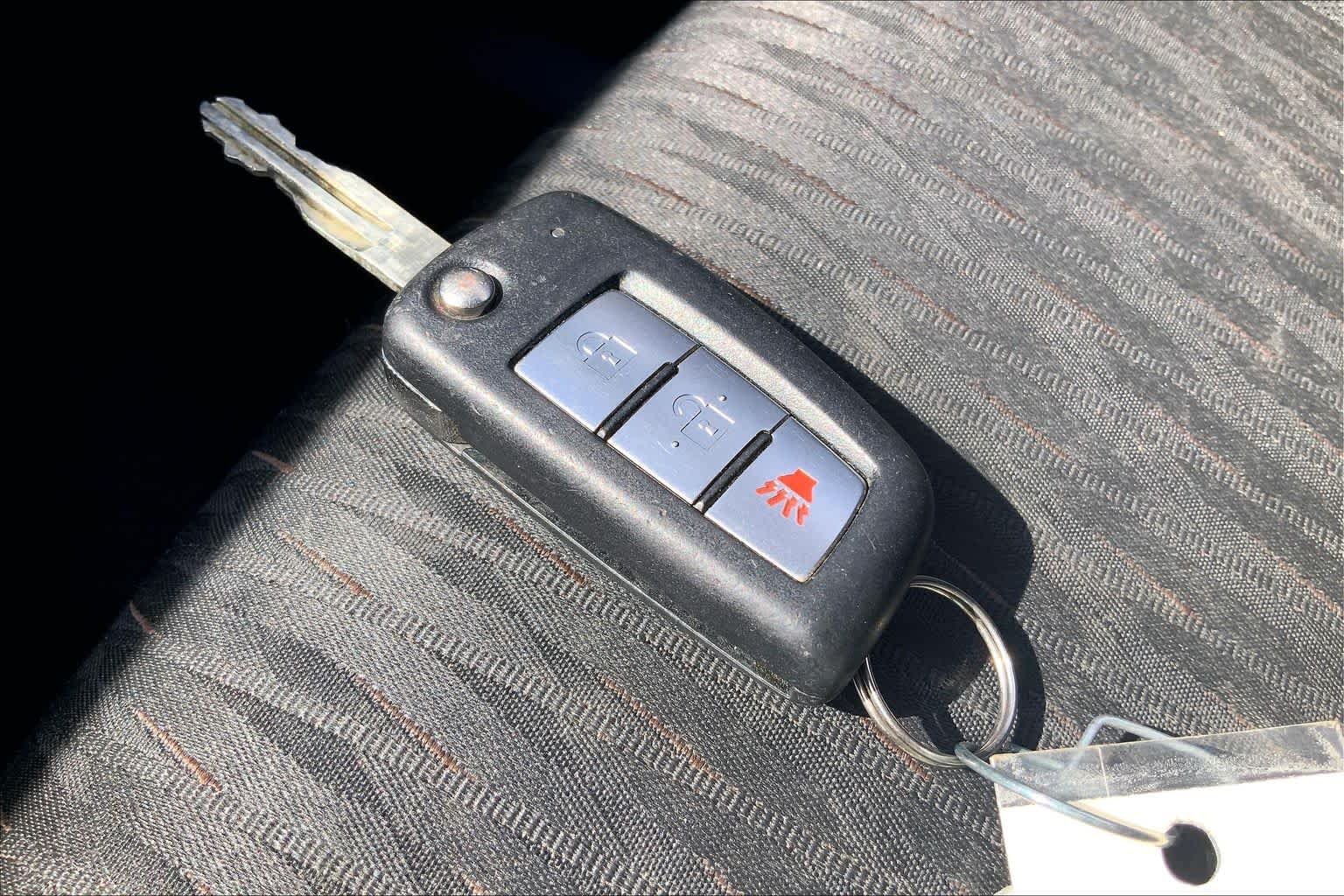 Used 2019 Brilliant Silver Metallic Nissan S image 15