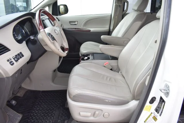 Used 2012 White Toyota Limited image 13
