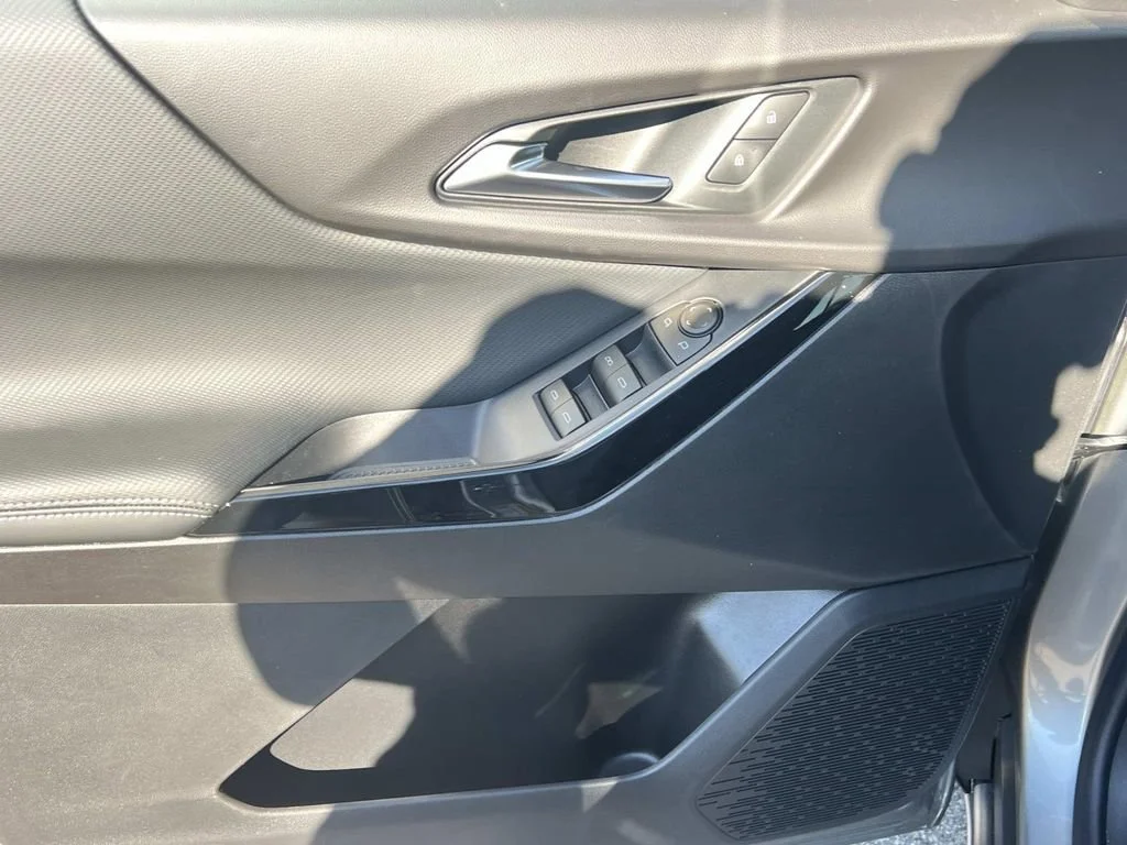 2026 Chevrolet Equinox LT - Photo 10