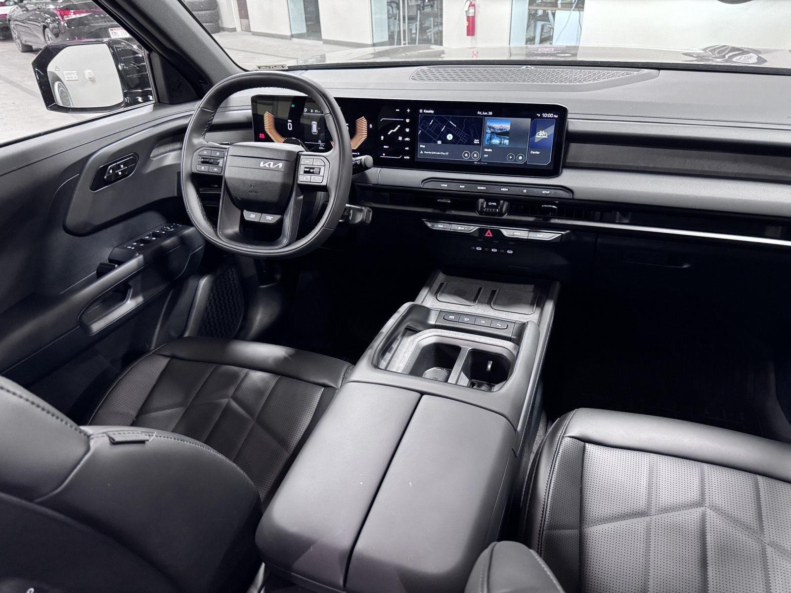 Used 2027 Ebony Black Kia X-Line EX image 21