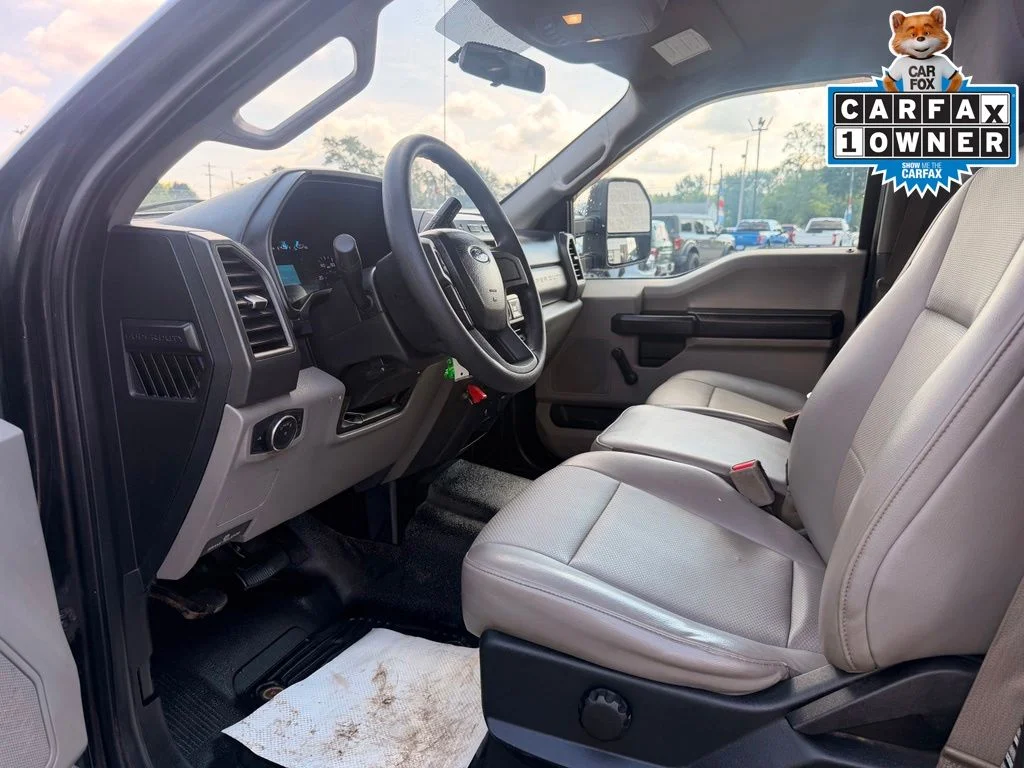 Used 2017 Shadow Black Ford XL image 24