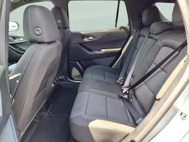 New 2027 Sterling Gray Metallic Chevrolet LT image 17