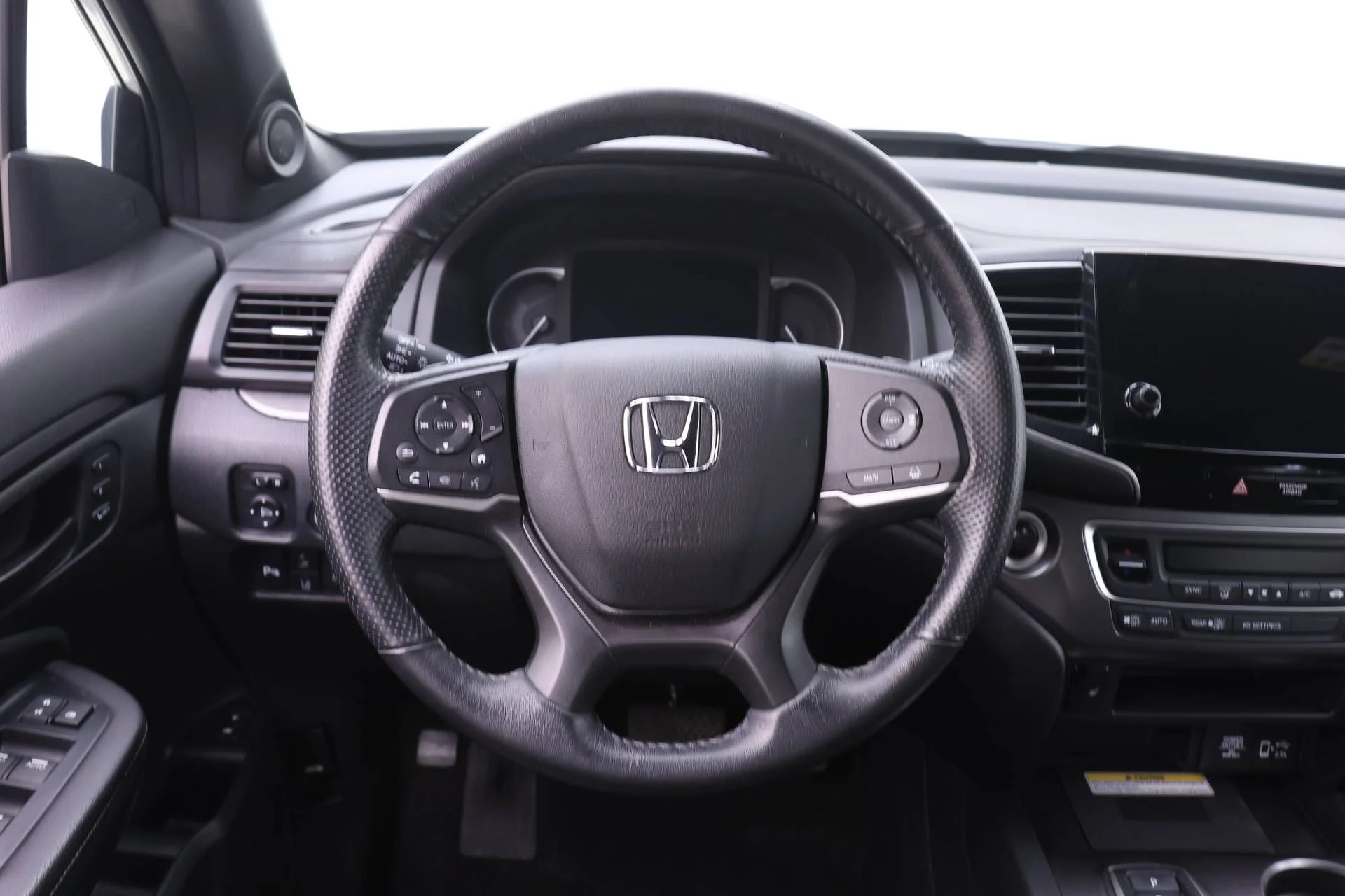 Certified Used 2023 Platinum White Pearl Honda EX-L image 13