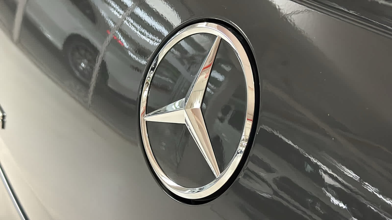 New 2026 MANUFAKTUR Silicon Grey Mercedes-Benz AMG® GLE 63 S image 8