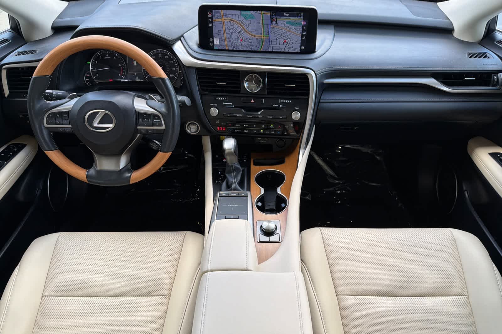 Certified Used 2022 Eminent White Pearl Lexus  image 3