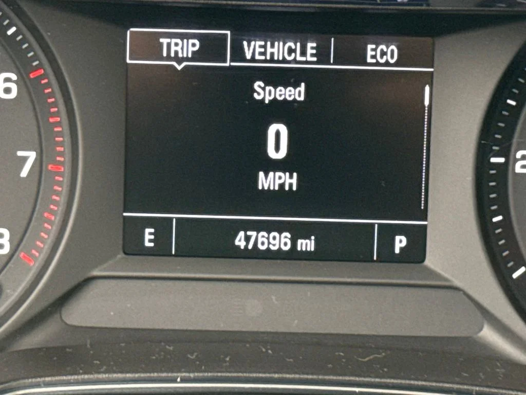 Used 2021 Gray Chevrolet LT image 17