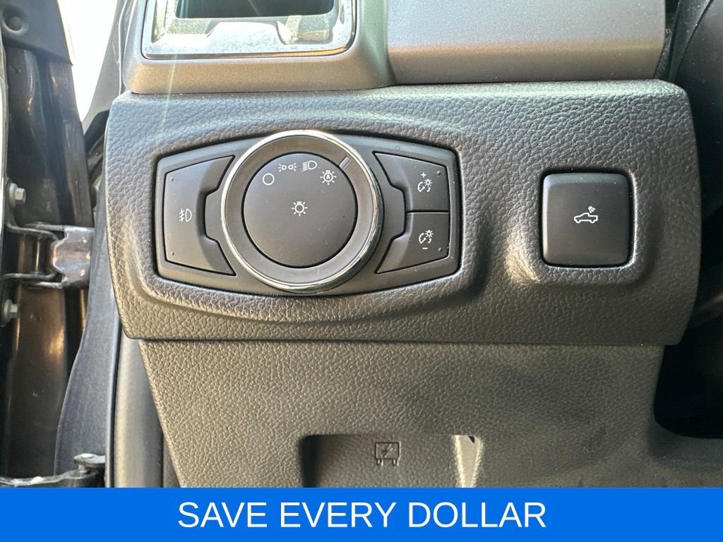 Used 2020 Gray Ford XLT image 10