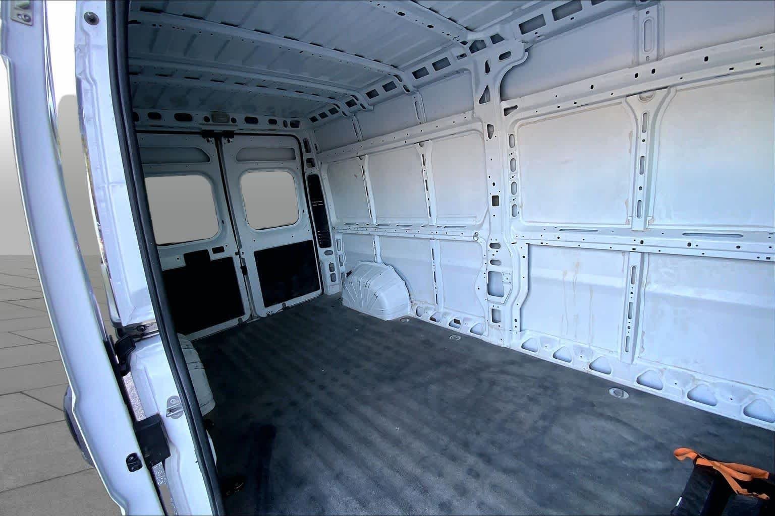 Used 2023 Bright White Clearcoat Ram  image 19