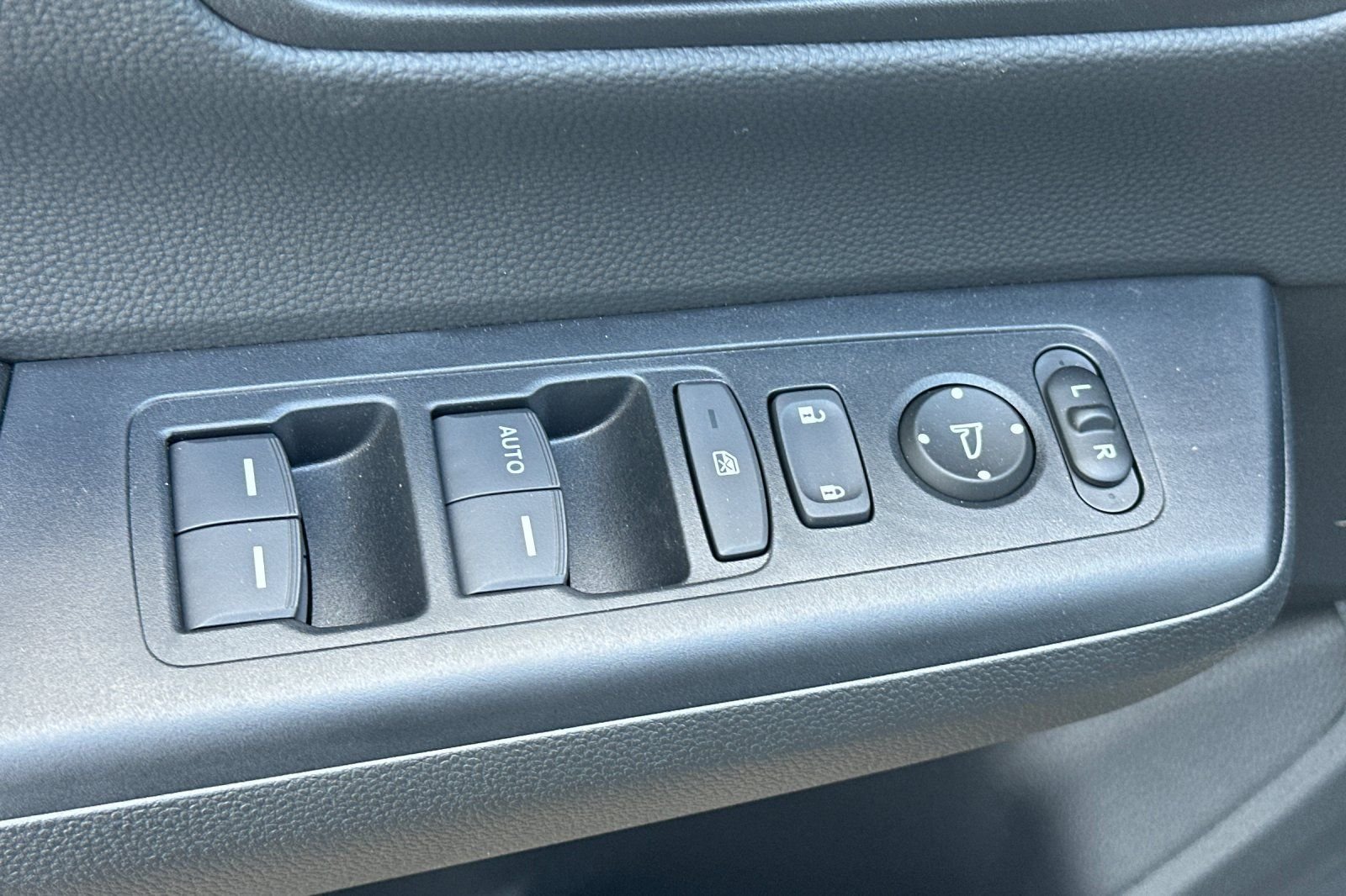 New 2026  Honda LX image 12