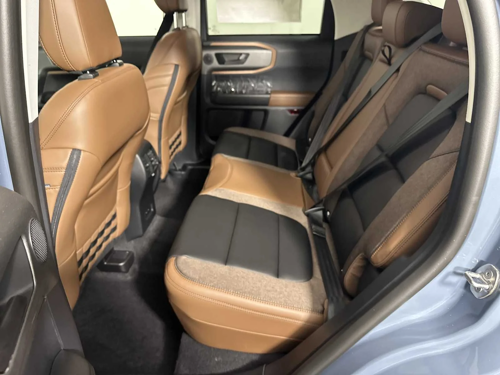 New 2026 Azure Gray Metallic Tri-Coat Ford Outer Banks image 24