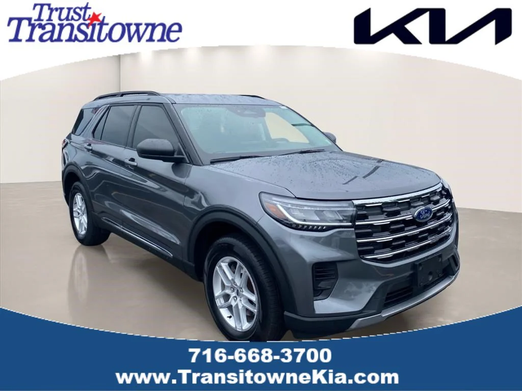 Used 2025 Gray Metallic Ford Active image 1