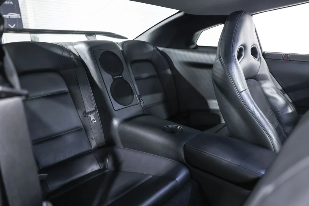 Used 2013 Gray Nissan Premium image 30