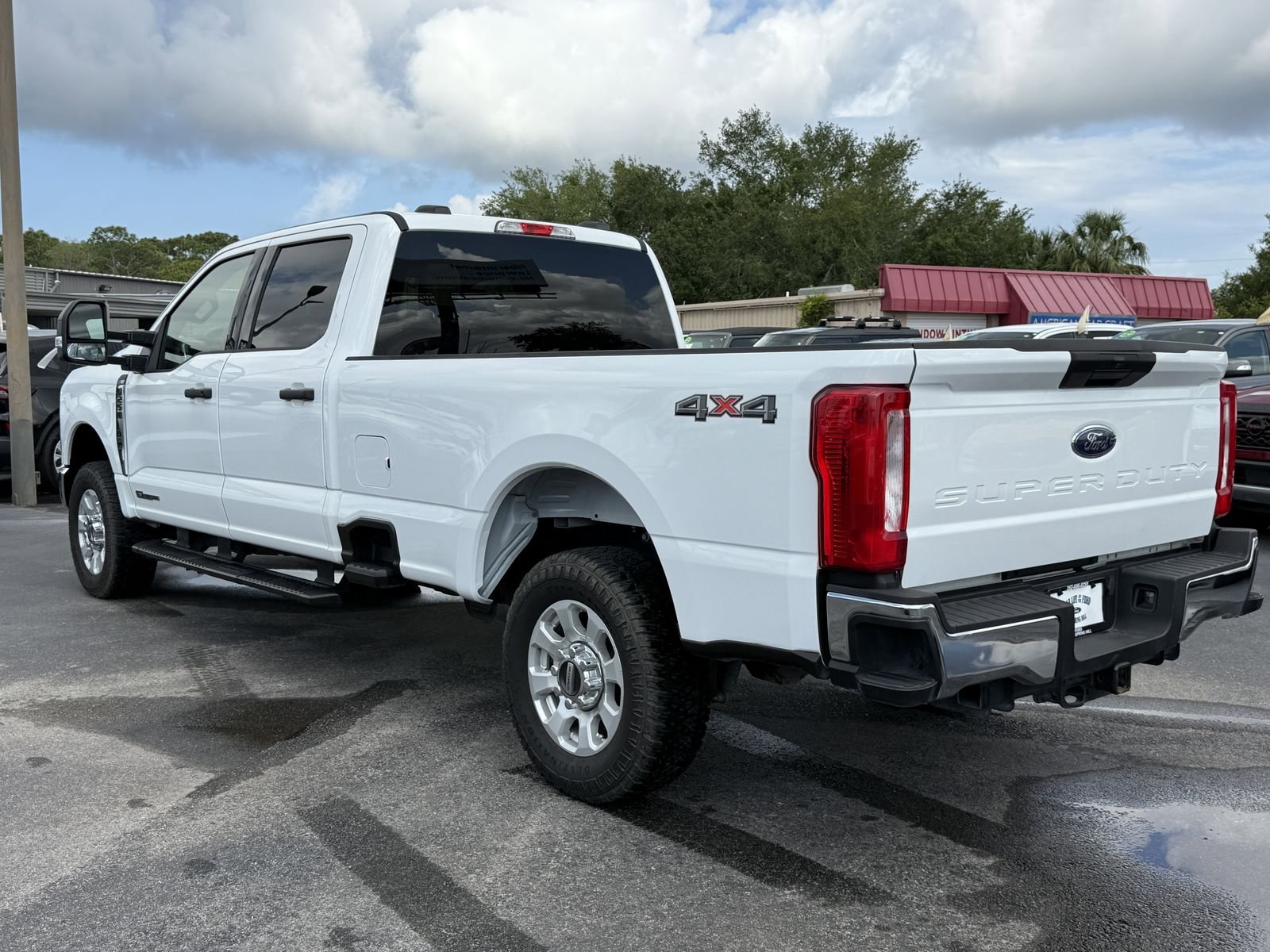 Used 2024 Oxford White Ford XLT image 6
