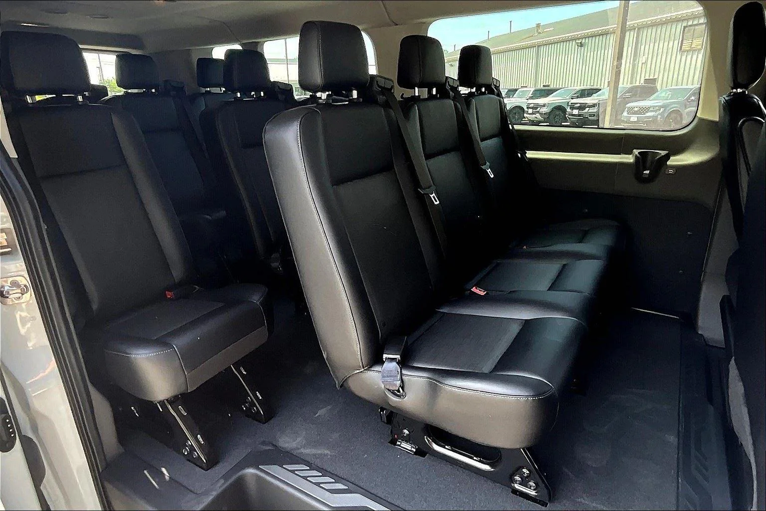 2025 Ford Transit Passenger Van XL - Photo 10