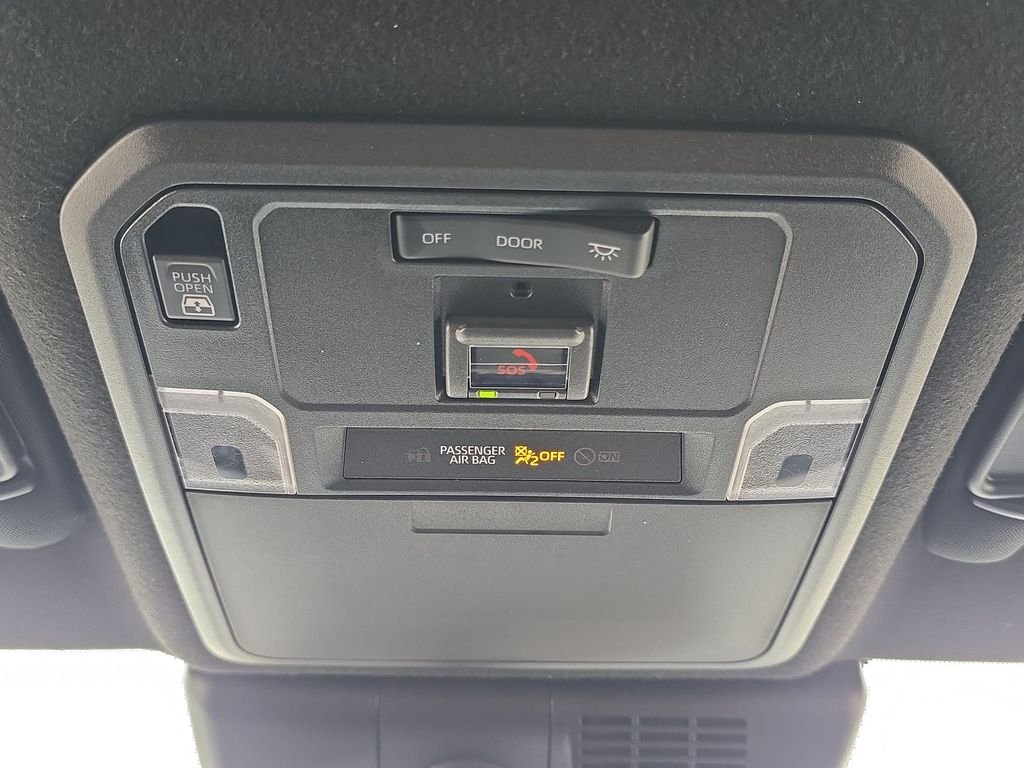 Certified Used 2025  Toyota SR5 image 29