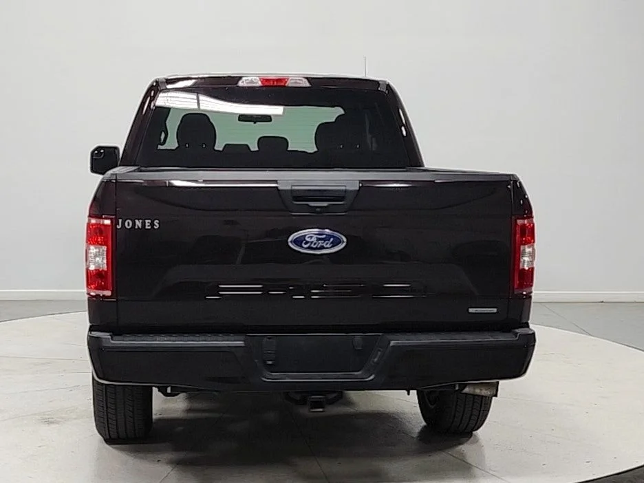 Used 2018 Red Ford XL image 6