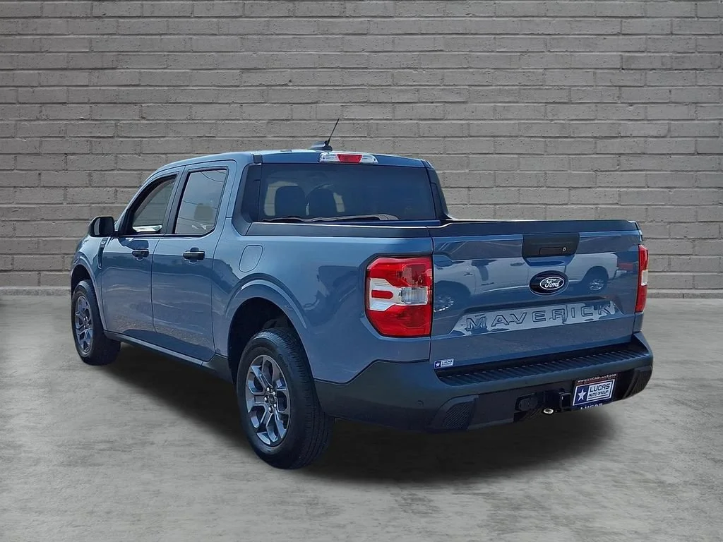 Used 2025 Gray Ford XLT image 9