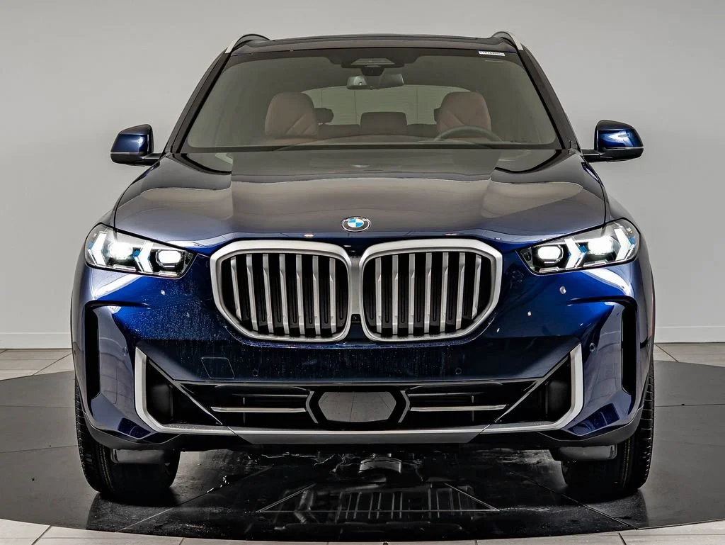 New 2026 Blue BMW xDrive40i image 2