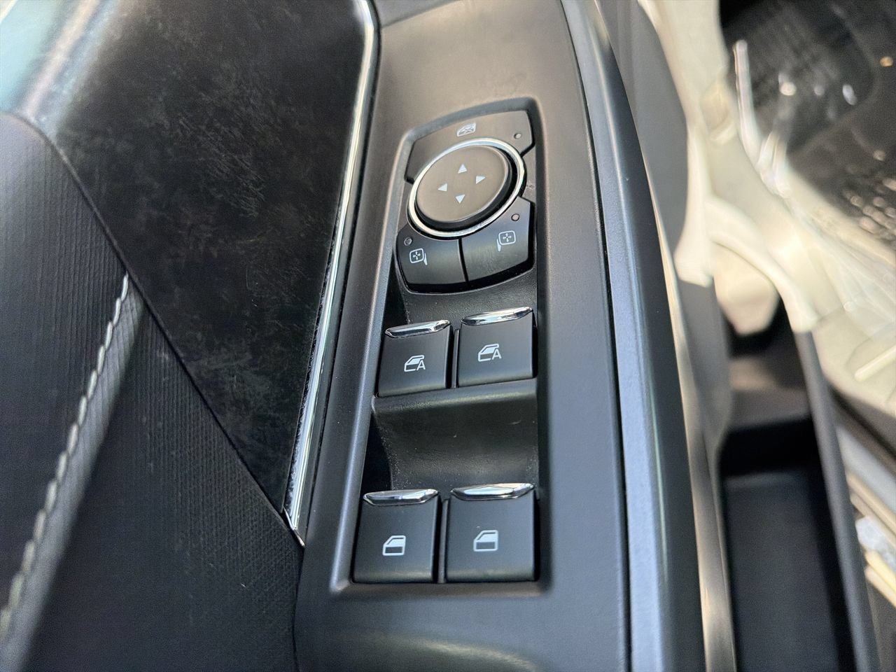 Used 2023 Silver Metallic Ford XLT image 16
