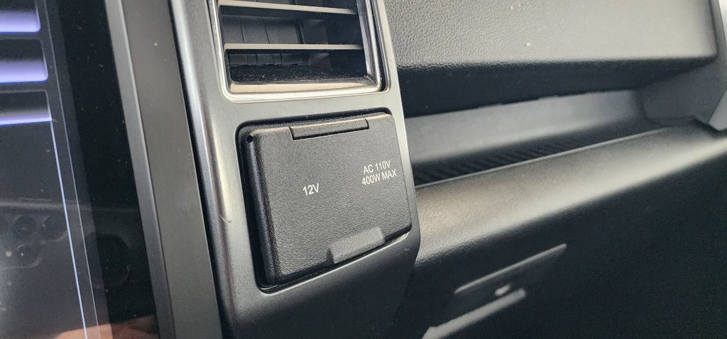 Used 2017 Lightning Blue Ford XL image 37