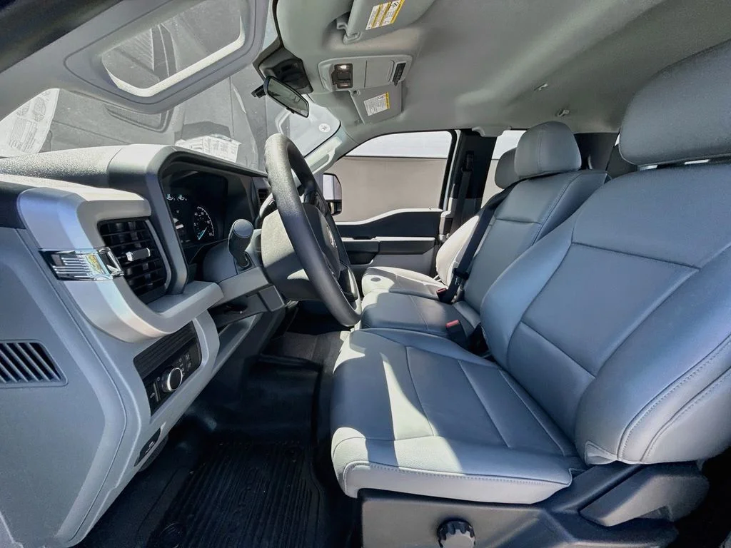 New 2026 Oxford White Ford F-250® XL image 19