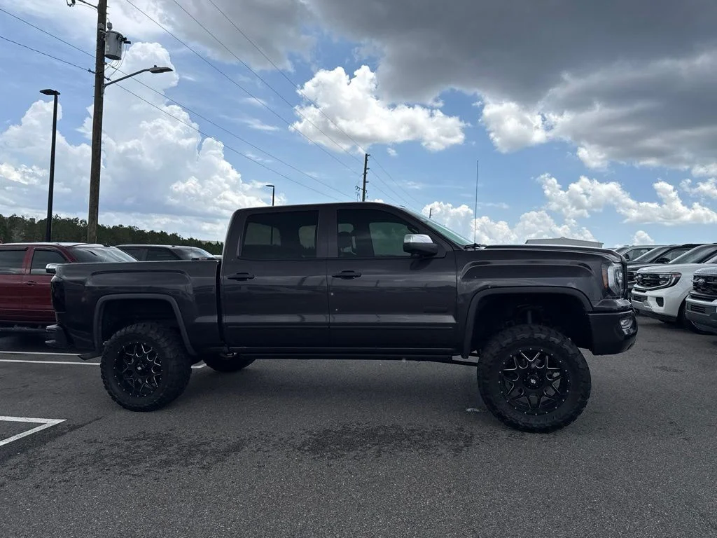 Used 2016 Iridium Metallic GMC SLT image 1