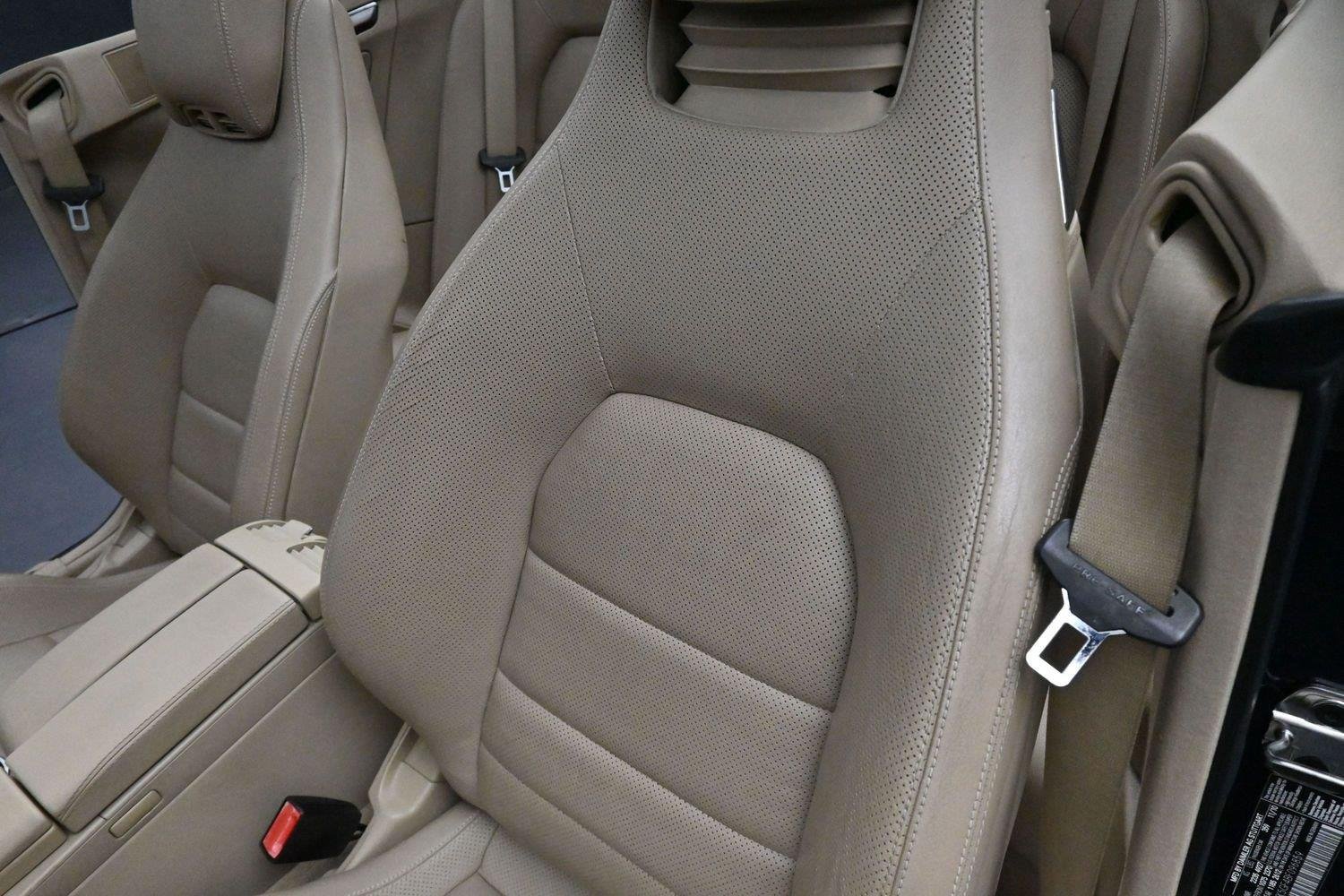 Used 2011 Capri Blue Metallic Mercedes-Benz E 350 image 15