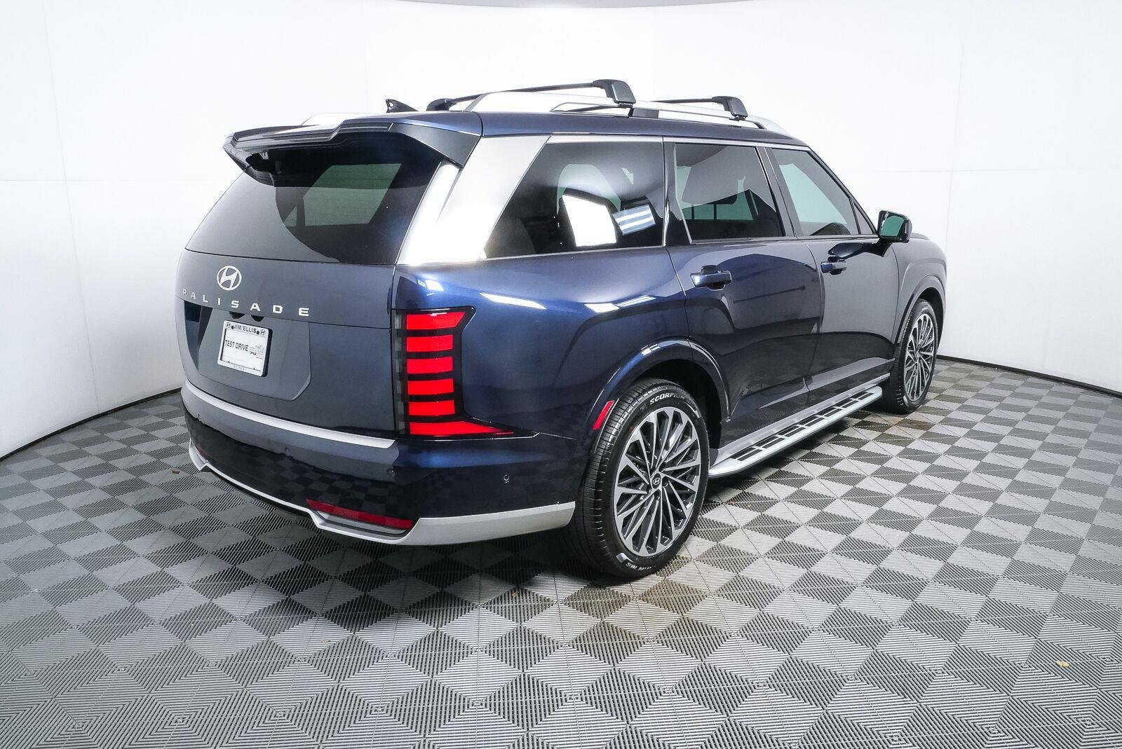 New 2027 Pacific Sapphire Pearl Hyundai Calligraphy FWD image 3