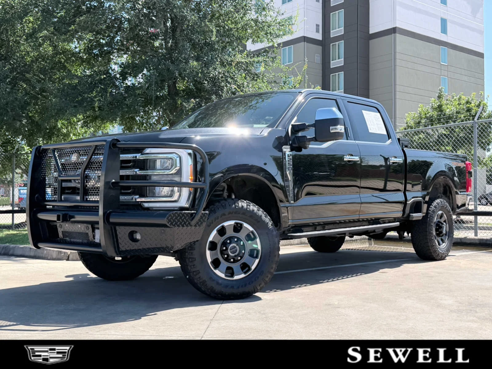2023 Ford F-250 XL 4x4 Crew Cab 8' Box's photo