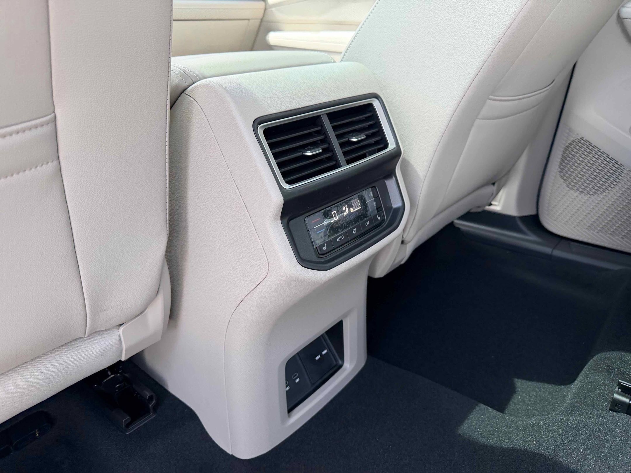 New 2026 Blue Volkswagen 2.0T SEL Premium R-Line image 29