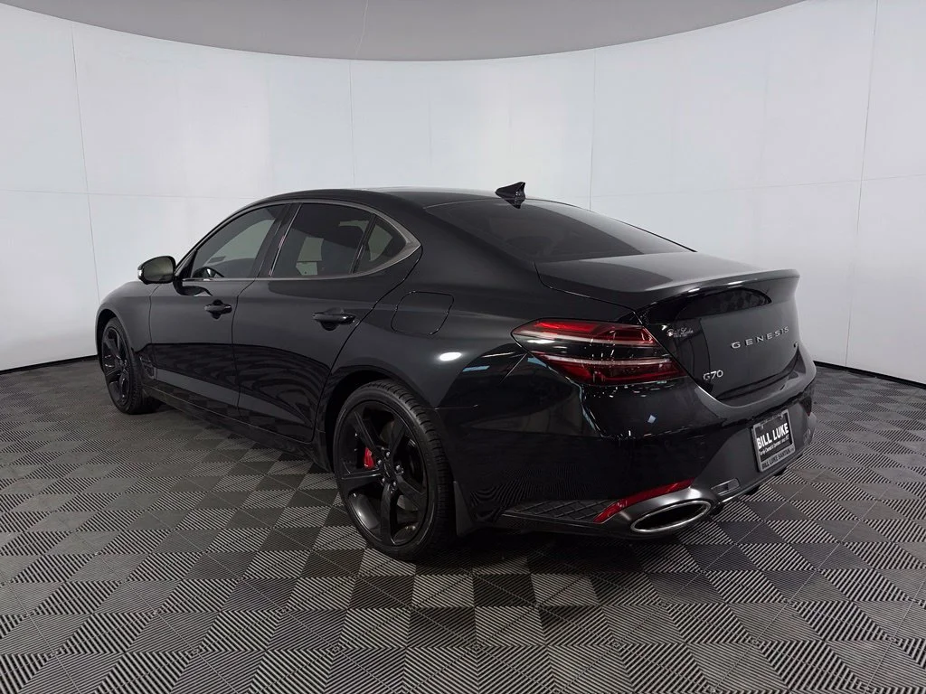 Used 2026 Black Genesis 3.3T Sport Prestige image 9