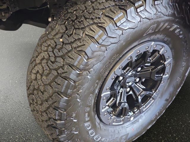 Used 2025 Red Ford Raptor image 33