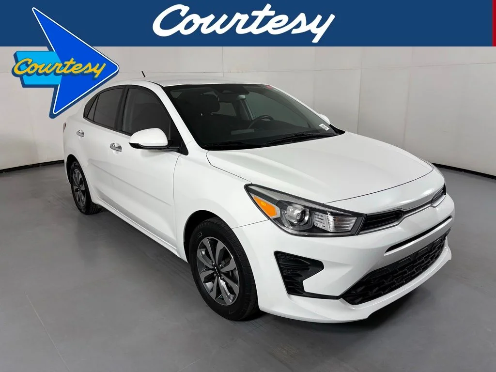 2022 Kia Rio S iVT's photo