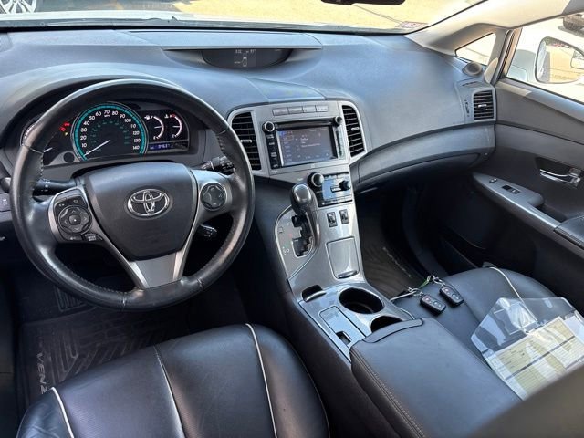 Used 2014 Blizzard Pearl Toyota XLE image 13