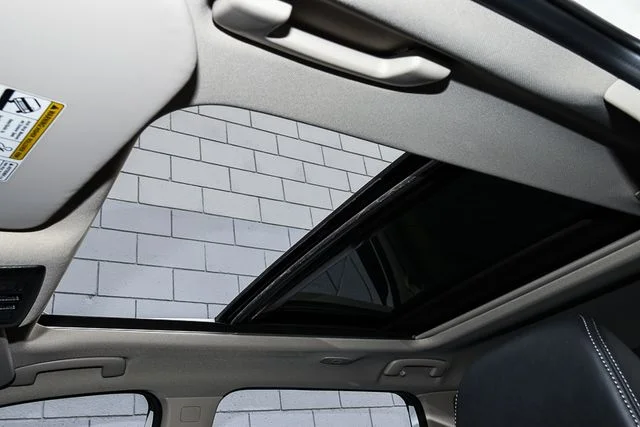 New 2026 Everest White Pearl TriCoat Nissan Dark Armor image 18