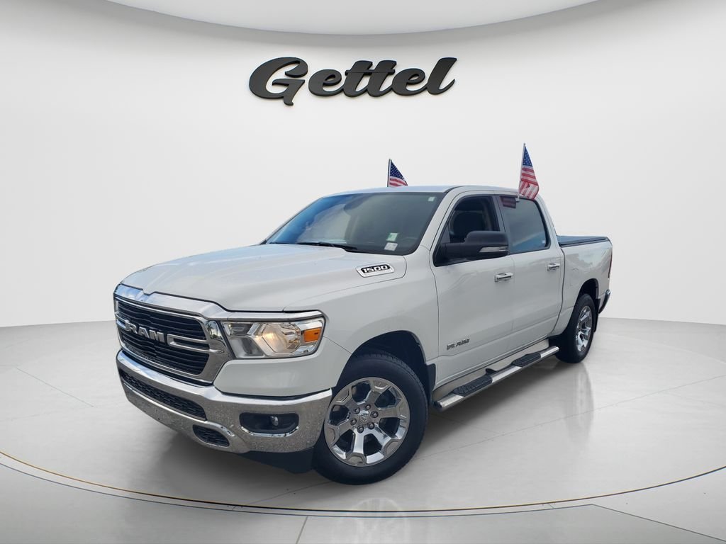 2019 RAM 1500 Big Horn/Lone Star 4x4 Crew Cab 5'7's photo
