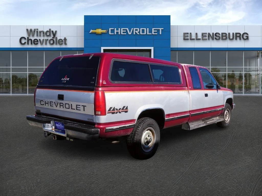 Used 1989 Red Chevrolet  image 7