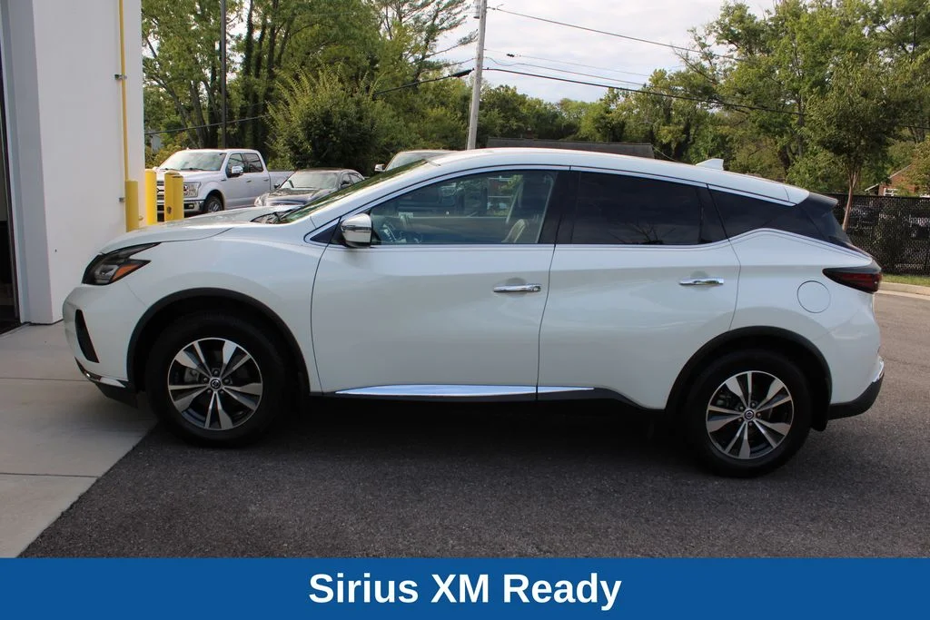 Used 2020 Pearl White Nissan S image 12