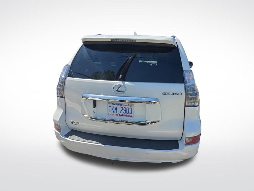 Used 2017  Lexus 460 image 6